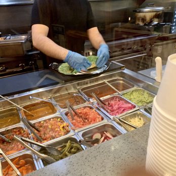 Que Onda Tacobar - Some of the topping options at the Tacobar - Tacos Near Me - Pinole, California