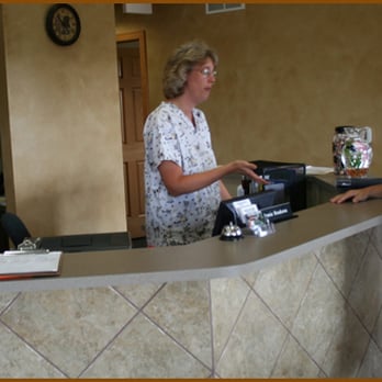 Marsh View Veterinary Clinic - Reception - Veterinarians Near Me - Randolph, Wisconsin