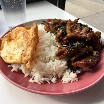 DAKZEN - Thai Near Me - Somerville, Massachusetts