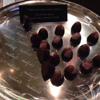 Hotel Chocolat - Champagne Cocktail Chocolate - Chocolatiers & Shops Near Me - London, XGL Hotel Chocolat - Champagne Cocktail Chocolate - Chocolatiers & Shops Near Me - London, XGL