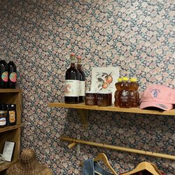 Mountaineer Coffee - Gift shop area