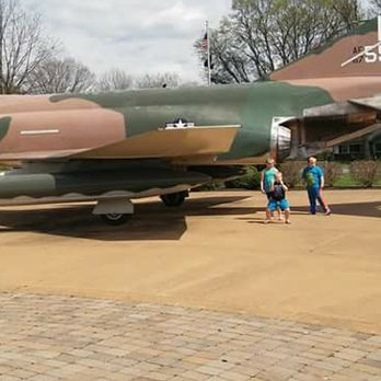 Aviation Heritage Park - Parks Near Me - Bowling Green, Kentucky