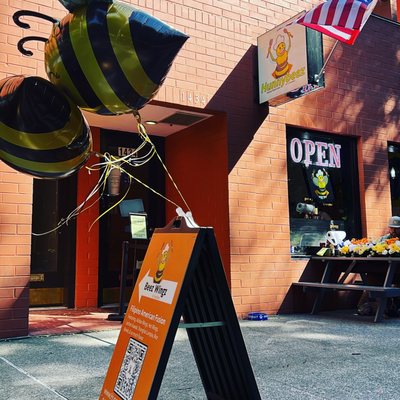 Hunny Beez by null