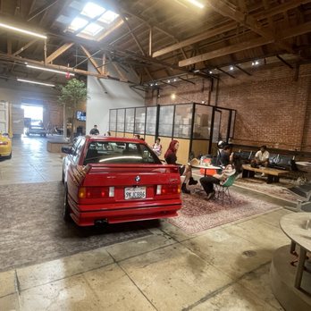 IDYLLIC - Cars and chairs to sit! - Coffee & Tea Near Me - Los Angeles, California