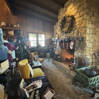 Sun Outdoors Paso Robles - RV Parks Near Me - Paso Robles, California