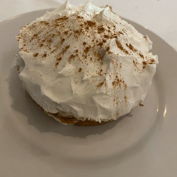 Entremar - Banana cream pie (too much butter in it, very odd) - Mexican Near Me - México, D.F., DIF