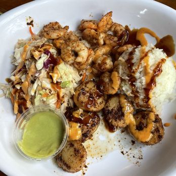 Fiddlers - Scallop and shrimp bowl - Seafood Near Me - St. Simons, Georgia
