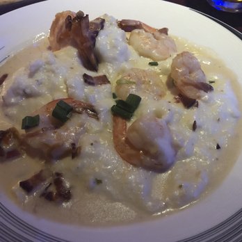 Redwood Cafe - Shrimp and grits - New American Near Me - Modesto, California Redwood Cafe - Shrimp and grits - New American Near Me - Modesto, California