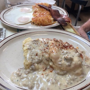 Sykes Diner - Hungry man biscuits and sausage gravy with hash browns, bacon and 2 eggs - Diners Near Me - Kalispell, Montana Sykes Diner - Hungry man biscuits and sausage gravy with hash browns, bacon and 2 eggs - Diners Near Me - Kalispell, Montana