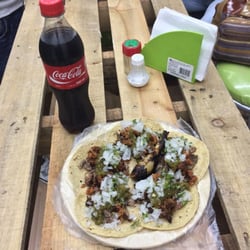 Jeepster Grill - Combo 5 tacos con refresco