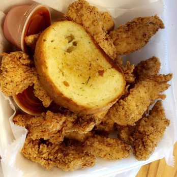 Tenders - 10 piece tenders w/garlic bread - American Near Me - Orlando, Florida Tenders - 10 piece tenders w/garlic bread - American Near Me - Orlando, Florida