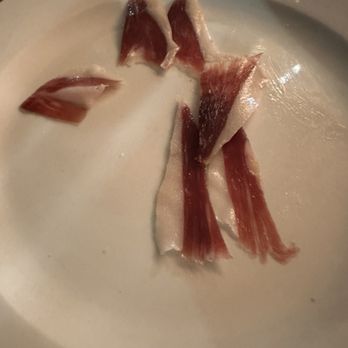 El Pimpi - Forgot to take oil before we attacked this dish - yum! - Dive Bars Near Me - Málaga, Massachusetts