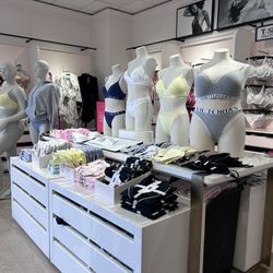 Victoria's Secret & PINK - Lots of selections