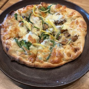 Mahi’ai Table - Alii Mushroom Pizza - Cocktail Bars Near Me - Kapolei, Hawaii Mahi’ai Table - Alii Mushroom Pizza - Cocktail Bars Near Me - Kapolei, Hawaii