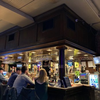 Peter's Pour House - Bar area!! - American Near Me - Baltimore, Maryland