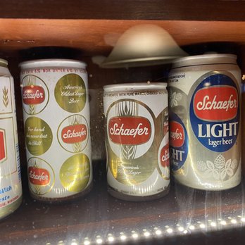 Hank's Pizza & Beer - Vintage beer cans are a part of Hank's decor - American Near Me - Tacoma, Washington Hank's Pizza & Beer - Vintage beer cans are a part of Hank's decor - American Near Me - Tacoma, Washington