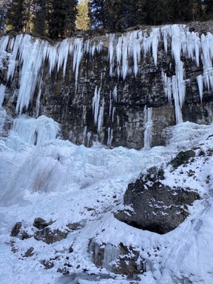 Johnston Canyon by null