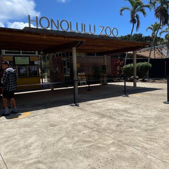 Honolulu Zoo - Entrance - Zoos Near Me - Honolulu, Hawaii