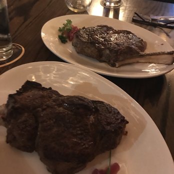 Anton's - There's a HUGE difference between the reg and dry-aged beef. Go with aged...puhleeeeze. - Steakhouses Near Me - Kansas City, Missouri