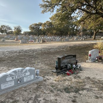 Johnson City Masonic Cemetery - Funeral Services & Cemeteries Near Me - Johnson City, Texas Johnson City Masonic Cemetery - Funeral Services & Cemeteries Near Me - Johnson City, Texas