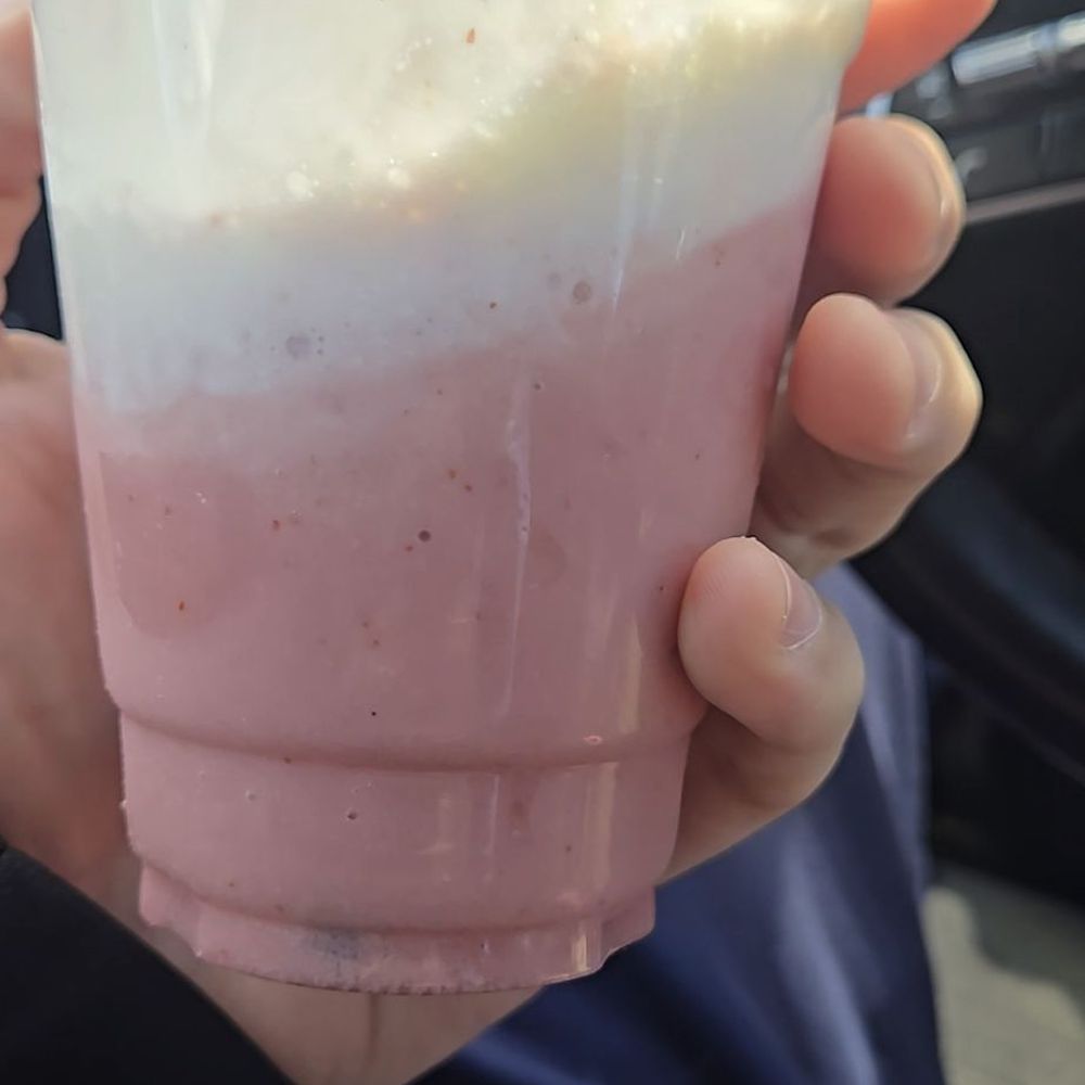 Grand Central Bagel Cafe - Strawberry Banana Smoothie - Bagels Near Me - Lancaster, Pennsylvania Grand Central Bagel Cafe - Strawberry Banana Smoothie - Bagels Near Me - Lancaster, Pennsylvania