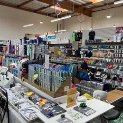 Joy Badminton - The store