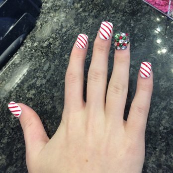 Diva Nails - Gorgeous candy cane and sparkle! - Nail Salons Near Me - Novi, Michigan Diva Nails - Gorgeous candy cane and sparkle! - Nail Salons Near Me - Novi, Michigan