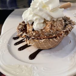 Indian Ridge Country Club - Ice cream dessert