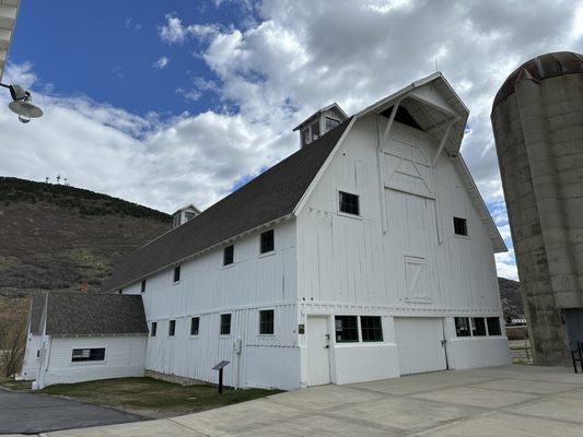 McPolin Barn by null