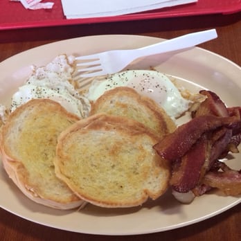 Las Canarias - Eggs, toast, bacon - Breakfast & Brunch Near Me - San Juan, Puerto Rico Las Canarias - Eggs, toast, bacon - Breakfast & Brunch Near Me - San Juan, Puerto Rico