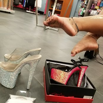 HUSTLER Hollywood - She's obviously a feeture dancer - Adult Shops Near Me - San Antonio, Texas HUSTLER Hollywood - She's obviously a feeture dancer - Adult Shops Near Me - San Antonio, Texas