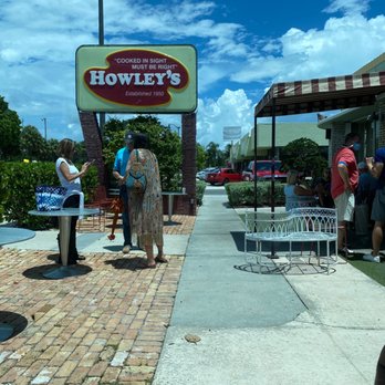 Howley's Restaurant - Diners Near Me - West Palm Beach, Florida Howley's Restaurant - Diners Near Me - West Palm Beach, Florida