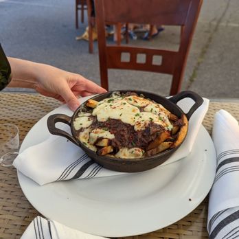 The Bistro At LaBelle Winery - Short rib poutine. I'd kill for this - New American Near Me - Amherst, New Hampshire The Bistro At LaBelle Winery - Short rib poutine. I'd kill for this - New American Near Me - Amherst, New Hampshire