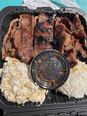 Hina’s Island Grindz and Catering LLC by null