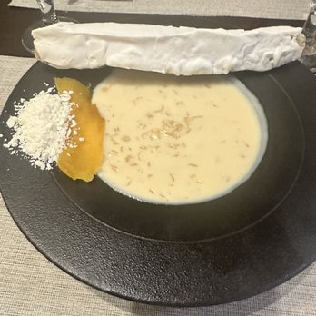 Richmonde Hotel - Dessert - Hotels Near Me - Iloilo City, ILI