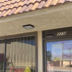 DHS Buy & Sell - Not open, door locked...