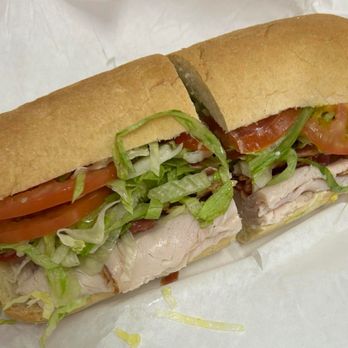 INTERNATIONAL DELI Updated April 2025 332 Photos 558 Reviews