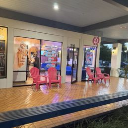Exterior photo of 16 Handles - Jupiter, Florida Exterior photo of 16 Handles - Jupiter, Florida