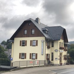 Zum Döhlerwald