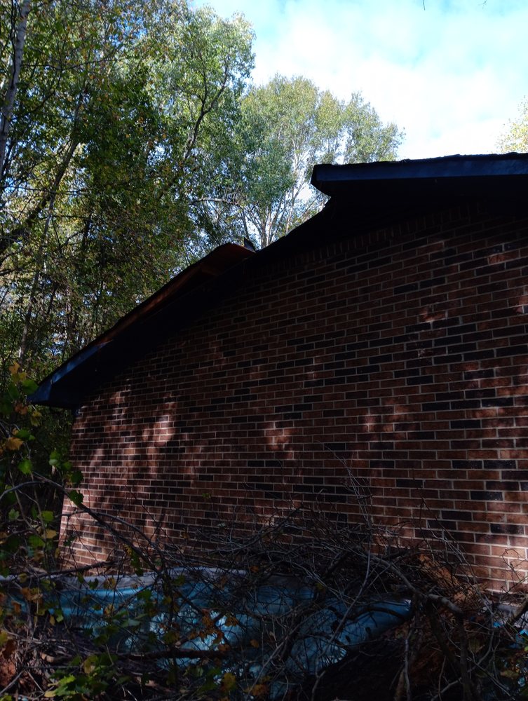 Slide of HM Bourne Roofing