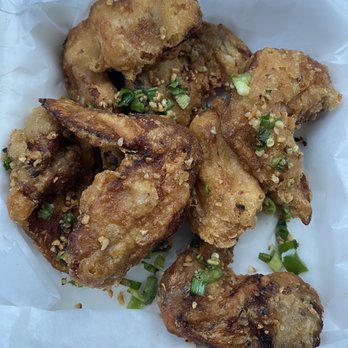 On On Chinese Restaurant - Salt & Pepper chicken wings - Chinese Near Me - Honolulu, Hawaii On On Chinese Restaurant - Salt & Pepper chicken wings - Chinese Near Me - Honolulu, Hawaii
