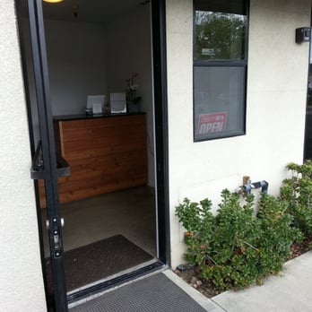 Bodega Shipping - Napa Valley - Shipping Centers Near Me - St Helena, California Bodega Shipping - Napa Valley - Shipping Centers Near Me - St Helena, California