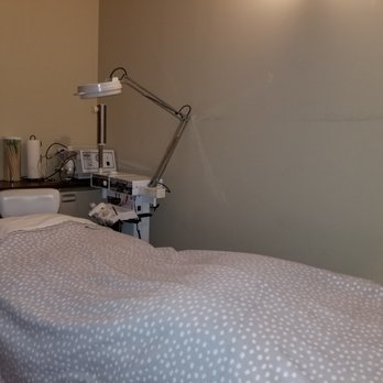Coco Nails & Spa - Nail Salons Near Me - Commack, New York
