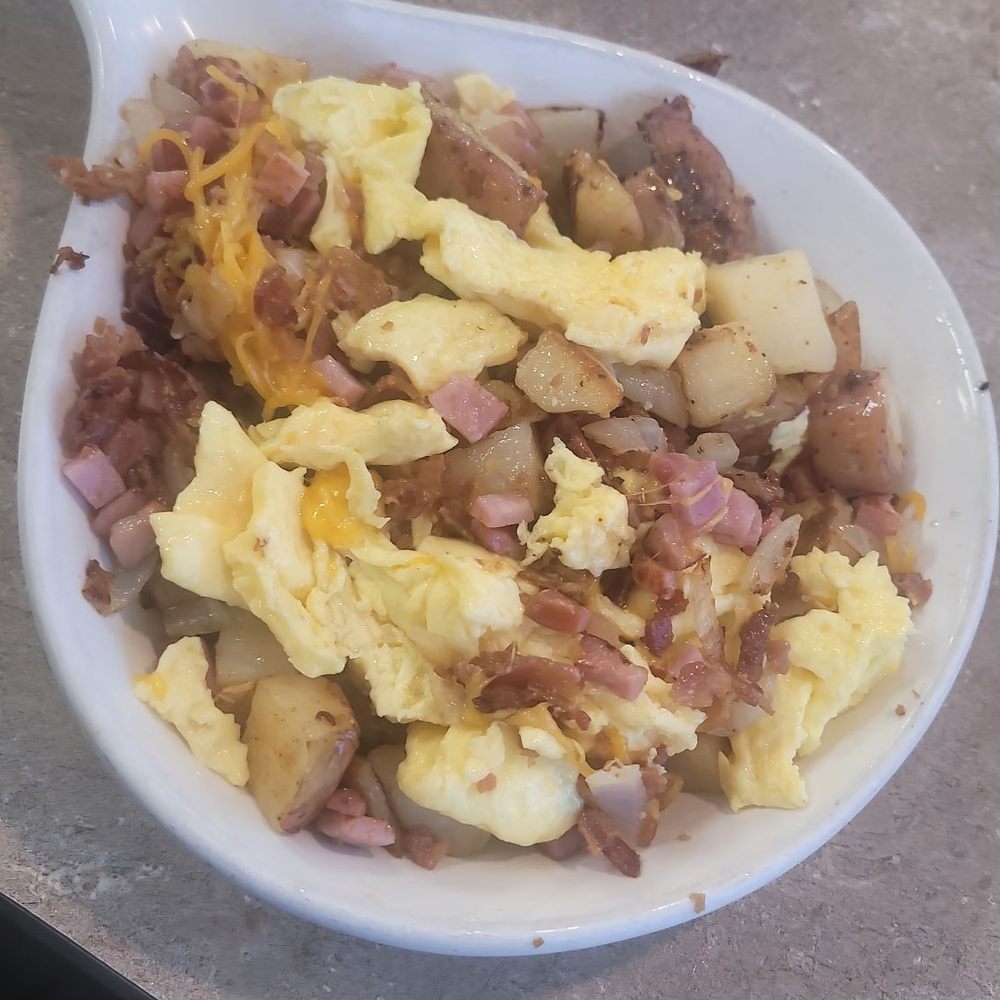 Benedict's - Country skillet - American Near Me - Pinellas Park, Florida Benedict's - Country skillet - American Near Me - Pinellas Park, Florida