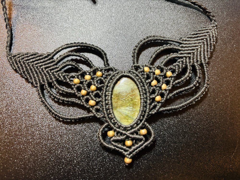 The Mystic Closet Logo