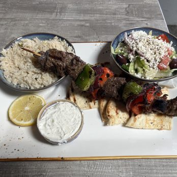 Barangas on the Beach - Beef souvlaki plate - Greek Near Me - Hamilton, Ontario Barangas on the Beach - Beef souvlaki plate - Greek Near Me - Hamilton, Ontario