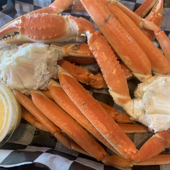Pop's Raw Bar & Restaurant - Snow Crab Legs - Seafood Near Me - Buxton, North Carolina Pop's Raw Bar & Restaurant - Snow Crab Legs - Seafood Near Me - Buxton, North Carolina