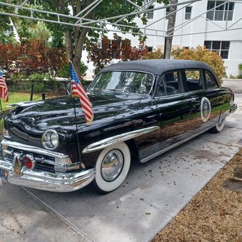Truman Little White House - Museums Near Me - Key West, Florida