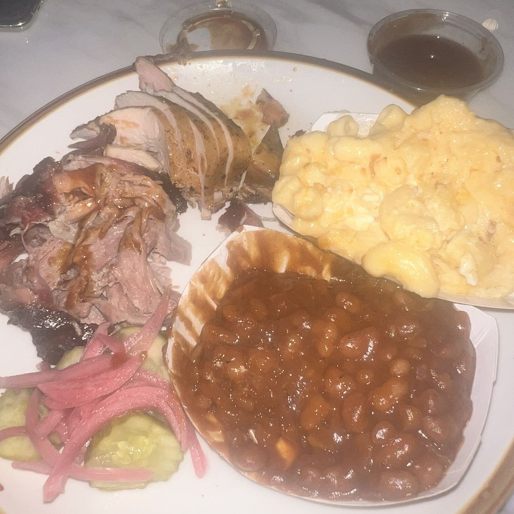 Politan Row - Smokehouse - Venues & Event Spaces Near Me - Dunwoody, Georgia Politan Row - Smokehouse - Venues & Event Spaces Near Me - Dunwoody, Georgia