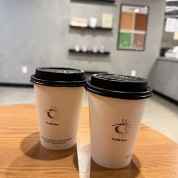 Ca Phe Haru - Latte n Hojicha latte - Coffee & Tea Near Me - Elk Grove, California